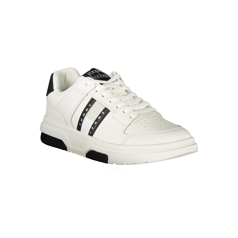 Sneakers by Tommy Hilfiger for men in polyester polyethylene leather black & white features an sumptuous silhouette, showcasing the premium Men's Fashion Polyester Polyethylene Leather Sneakers in a sumptuous fashion style that offers a sumptuous finish for refined style.
