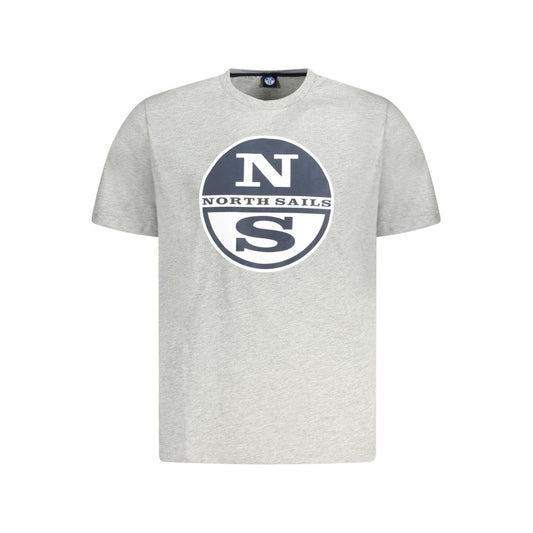 T-Shirt by North Sails for men in cotton brown, gray & print features an edgy silhouette, meticulously detailed with a sophisticated short-sleeve and crew neckline for a truly edgy finish.