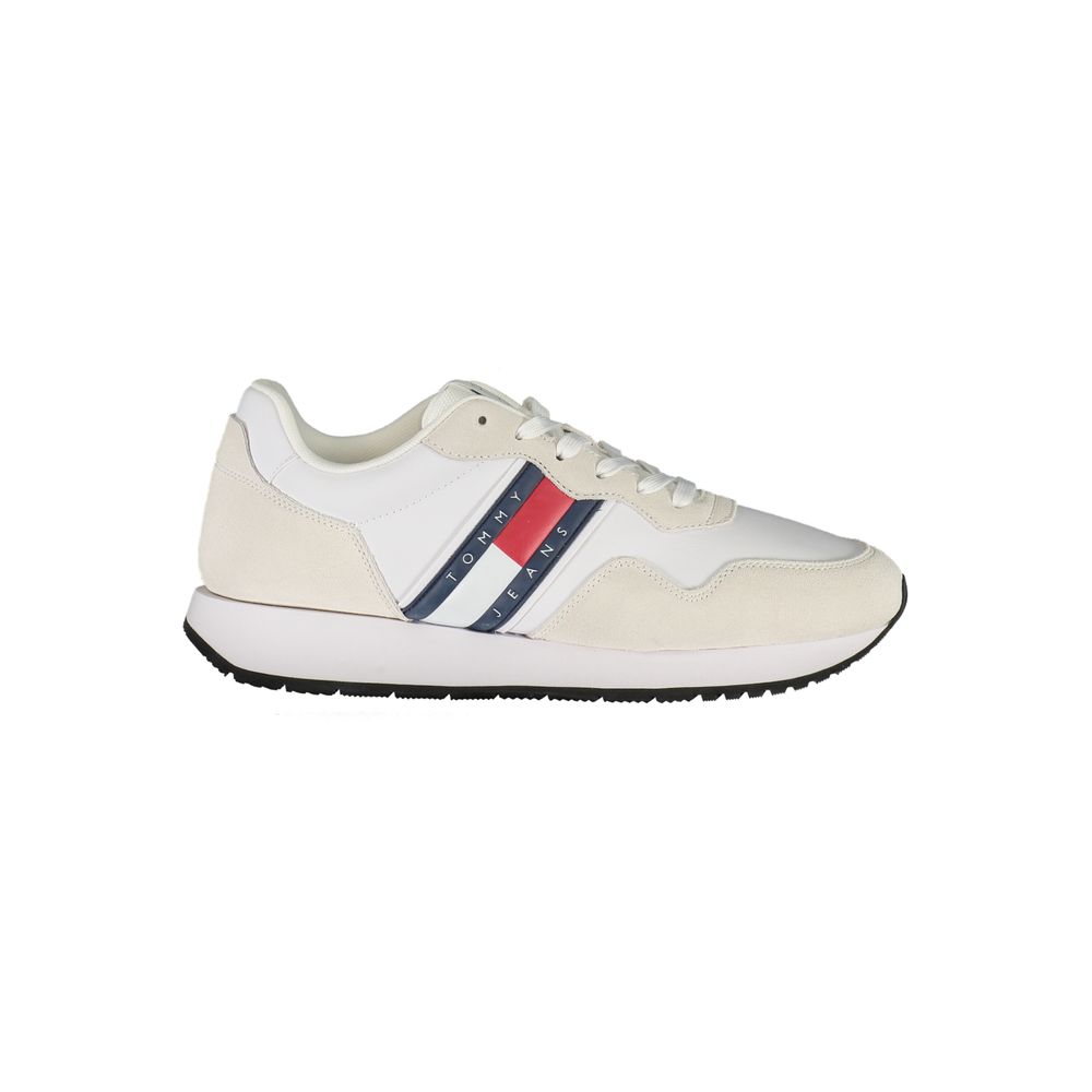 Sneakers by Tommy Hilfiger for men in polyester polyethylene leather white features a sumptuous design, perfectly showcasing the sumptuous fashion style of this Men's Fashion Polyester Polyethylene Leather Sneakers.