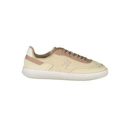 Sneakers by Tommy Hilfiger for women in polyester polyethylene leather beige presents a sumptuous silhouette as Women's Casual Polyester Polyethylene Leather Sneakers, expertly defined by a sumptuous casual style for a sumptuous, high-fashion look.