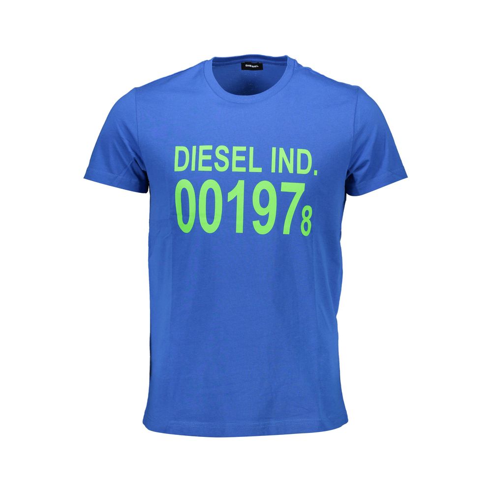 T-Shirt by Diesel for men in cotton blue, signature & print features an on trend silhouette, perfectly showcasing a on trend short-sleeve and crew neckline for an elevated aesthetic.