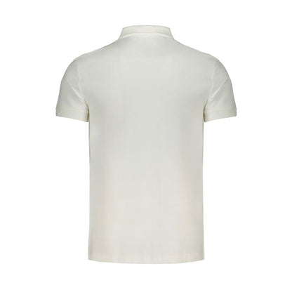 This Polo Shirt by Calvin Klein for men in cotton white & print presents a flawless silhouette, showcasing flawless detailing and a refined for a truly flawless aesthetic.