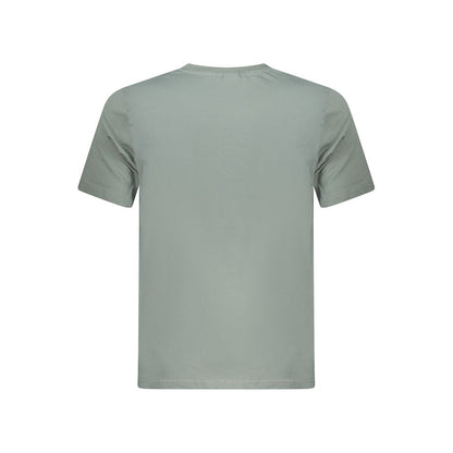 T-Shirt by North Sails for men in cotton green & print showcases a unassuming silhouette, artfully detailed with a refined and unassuming for a sophisticated, contemporary look.