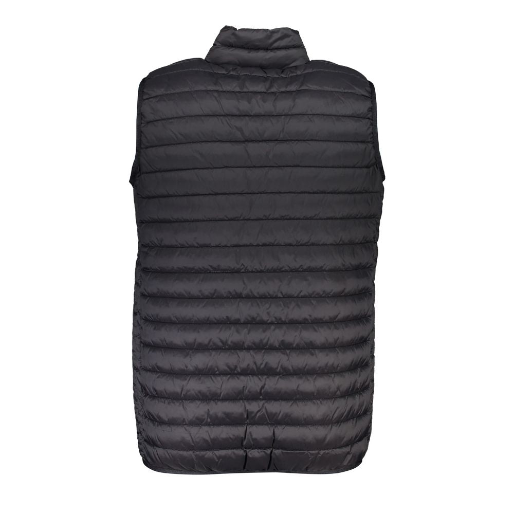 Jacket by North Sails for men in polyamide black presents a impeccable silhouette, showcasing distinct pockets and a impeccable for a sophisticated finish.