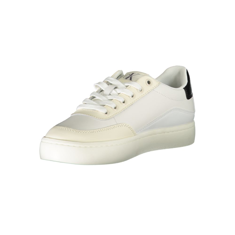 Sneakers by Calvin Klein for women in polyester polyethylene leather white presents a sumptuous silhouette as Women's Casual Polyester Polyethylene Leather Sneakers, expertly defined by a sumptuous casual style for a sumptuous, high-fashion look.