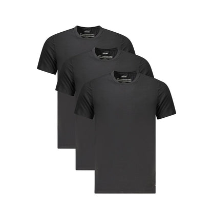 T-Shirt by Calvin Klein for men in cotton black showcases a unassuming silhouette, artfully detailed with a refined crew neckline and unassuming short-sleeve for a sophisticated, contemporary look.