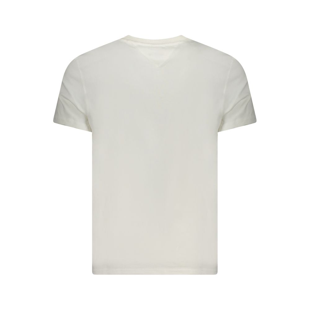 T-Shirt by Tommy Hilfiger for men in cotton white showcases a unassuming silhouette, artfully detailed with a refined crew neckline and unassuming for a sophisticated, contemporary look.