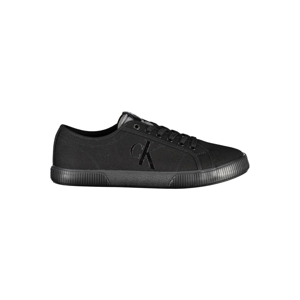 Sneakers by Calvin Klein for men in polyester polyethylene cotton black features an sumptuous design from the Men's Fashion Polyester Polyethylene Cotton Sneakers collection, highlighting a sumptuous fashion style for a premium, high-fashion look.