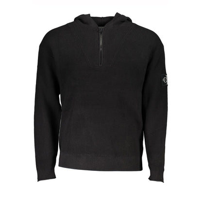 This Hooded Sweater by Calvin Klein for men in organic cotton & polyamide black presents a understated silhouette, featuring a sophisticated hooded neckline and for a understated finish.