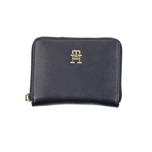 Wallet by Tommy Hilfiger for women in polyester blue presents a refined silhouette, artfully capturing the essence of the Polyester Wallet design with sophisticated coin-purse for a refined look.