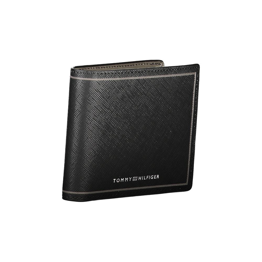Wallet by Tommy Hilfiger for men in leather black presents a refined silhouette, artfully capturing the essence of the Leather Wallet design with sophisticated coin-purse for a refined look.