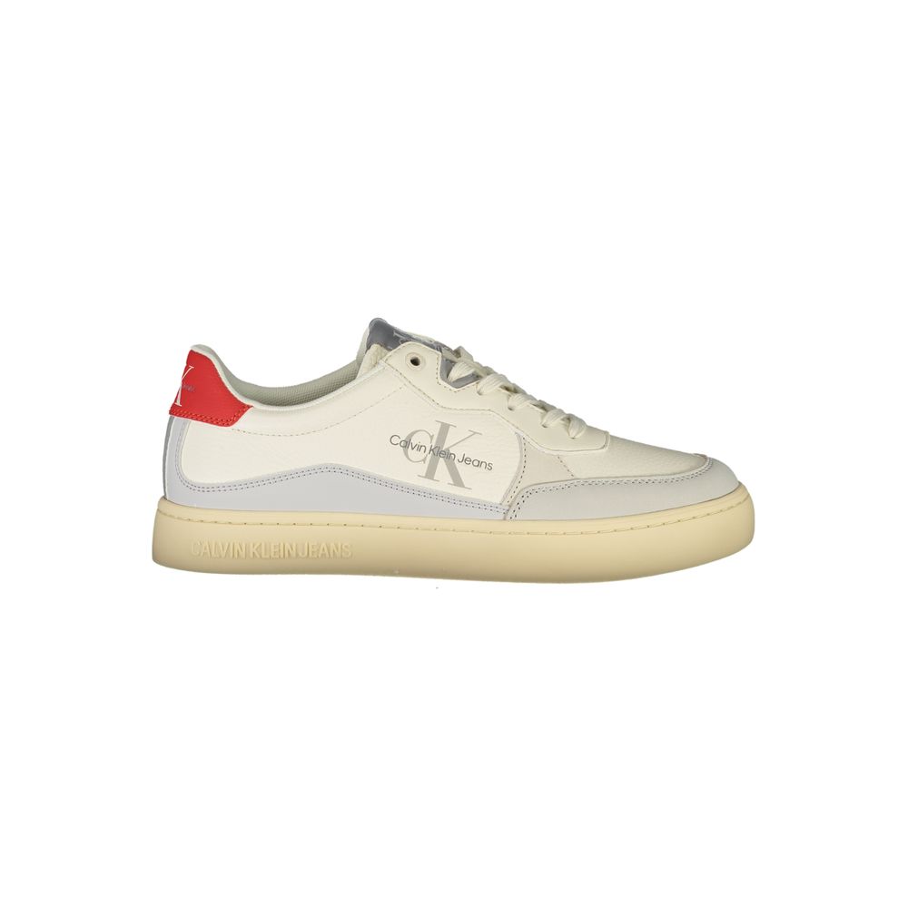 Sneakers by Calvin Klein for men in polyester & rubber white & print features a sumptuous design, perfectly showcasing the sumptuous fashion style of this Men's Fashion Polyester & Rubber Sneakers.