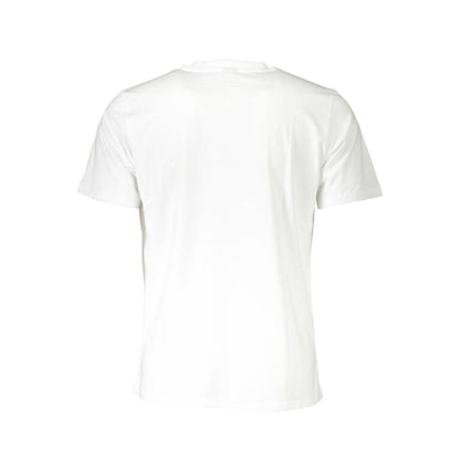 T-Shirt by North Sails for men in cotton polyester white showcases a dramatic silhouette, elegantly detailed with a dramatic and for a truly dramatic finish.
