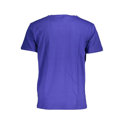T-Shirt by Norway 1963 for men in cotton blue & print showcases a unassuming silhouette, artfully detailed with a refined and unassuming for a sophisticated, contemporary look.
