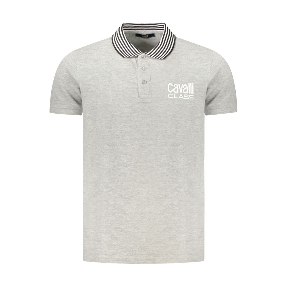 This Polo Shirt by Cavalli Class for men in cotton gray & print presents a flawless silhouette, showcasing flawless short-sleeve detailing and a refined for a truly flawless aesthetic.