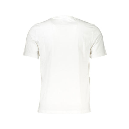 T-Shirt by North Sails for men in cotton white & print showcases a dramatic silhouette, elegantly detailed with a dramatic and for a truly dramatic finish.