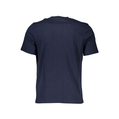 T-Shirt by North Sails for men in cotton blue & print features a plush silhouette, showcasing a sophisticated crew neckline and for a truly plush finish.