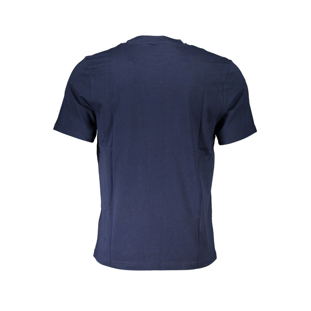 T-Shirt by North Sails for men in cotton blue, signature & print features a plush silhouette, showcasing a sophisticated crew neckline and for a truly plush finish.