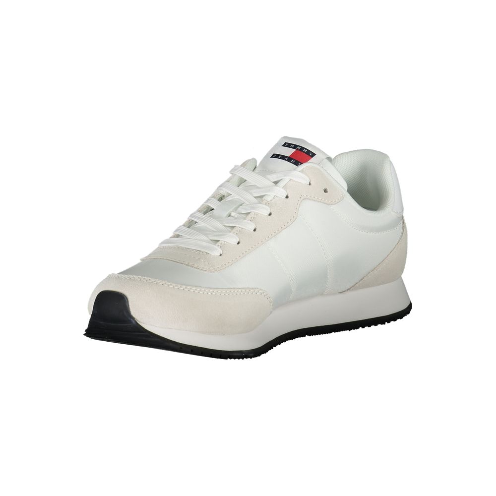 Sneakers by Tommy Hilfiger for men in polyester polyurethane leather beige & white features a sumptuous design, perfectly showcasing the sumptuous low-top style of this Men's Low Top Polyester Polyurethane Leather Sneakers.