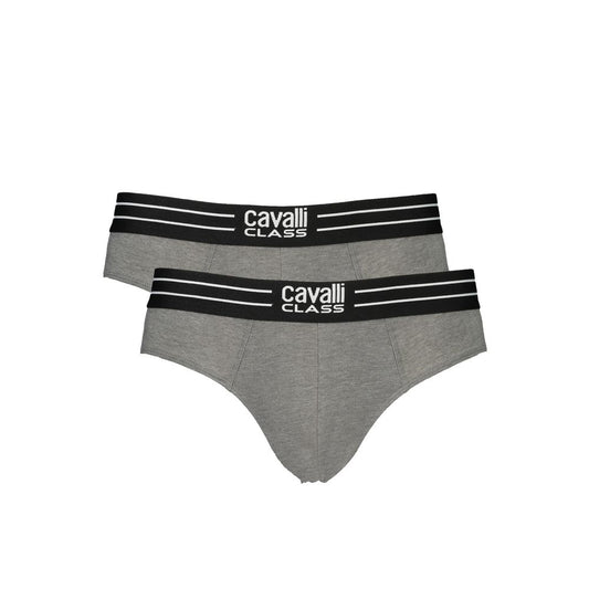 This Underwear Briefs by Cavalli Class for men in stretch cotton brown, gray & print offers a understated fit, showcasing the understated aesthetic of the Icon Men's Stretch Cotton Underwear Briefs.
