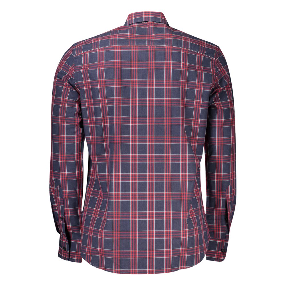 Shirt by North Sails for men in cotton blue, patterned, tartan & signature showcases a sharp silhouette, elegantly detailed with a sharp and sharp .