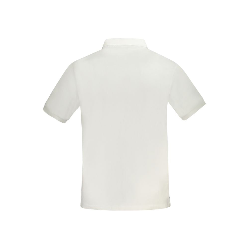 Polo Shirt by North Sails for men in cotton white presents a sleek silhouette, featuring a refined and for a sleek finish.