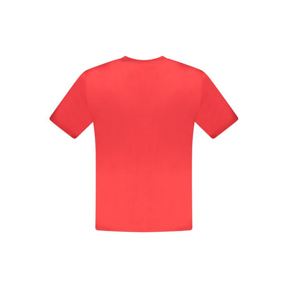 T-Shirt by North Sails for men in cotton red & print showcases a dramatic silhouette, elegantly detailed with a dramatic and for a truly dramatic finish.