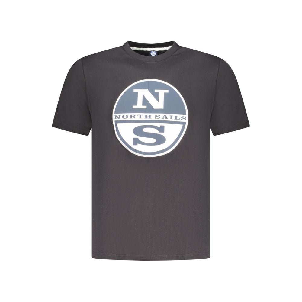 T-Shirt by North Sails for men in cotton black & print features an edgy silhouette, meticulously detailed with a sophisticated short-sleeve and crew neckline for a truly edgy finish.