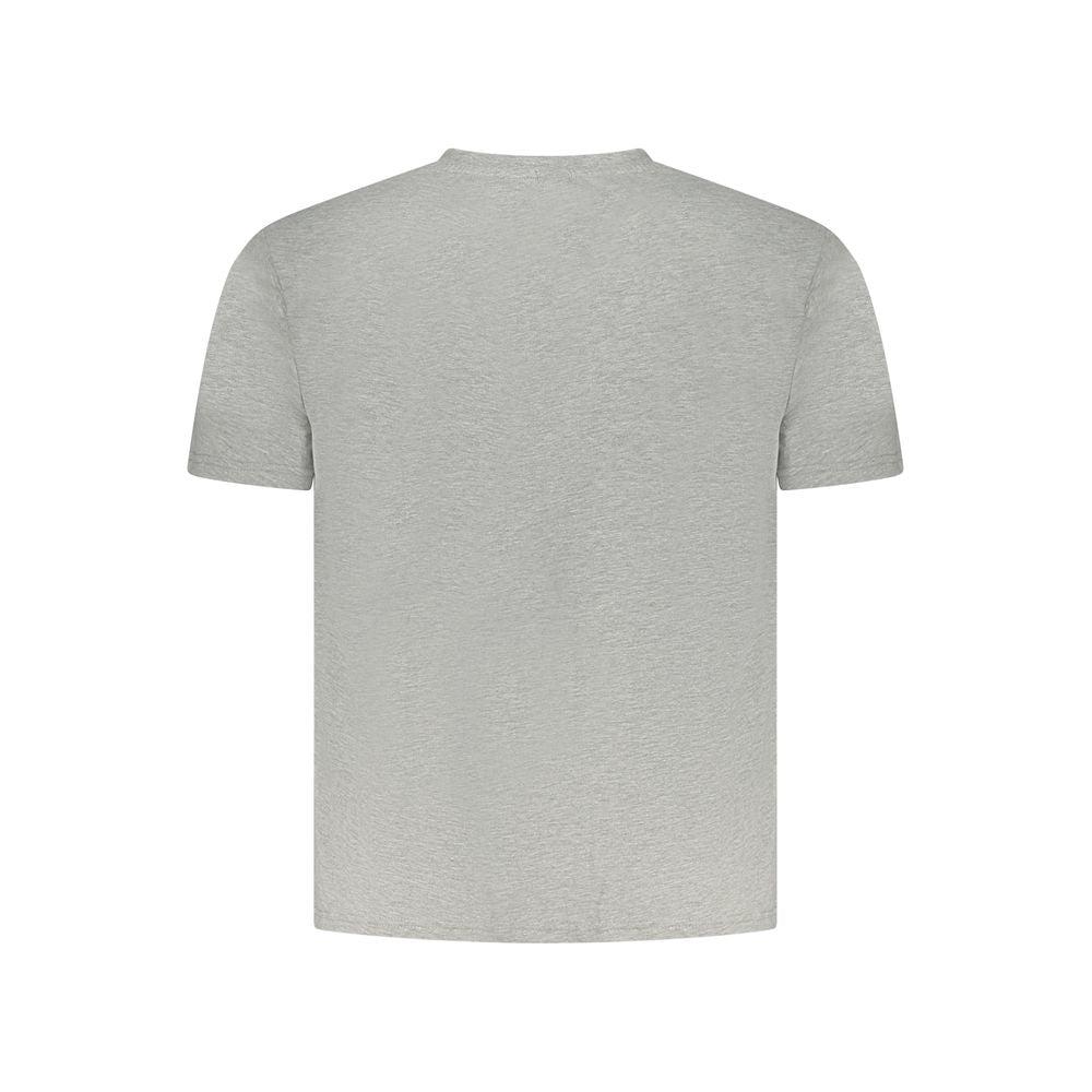T-Shirt by North Sails for men in cotton brown, gray & print features a plush silhouette, showcasing a sophisticated and for a truly plush finish.