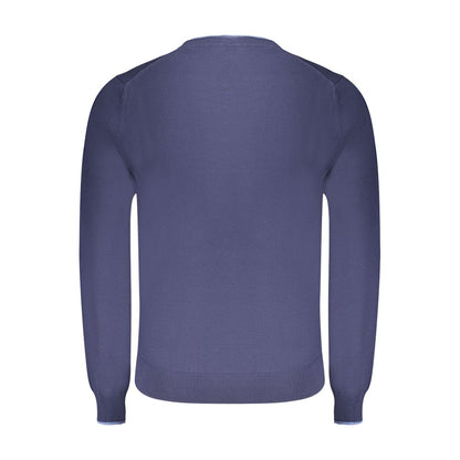 This Sweater by North Sails for men in cotton blue presents a understated silhouette, featuring a sophisticated crew neckline and for a understated finish.