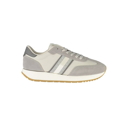 Sneakers by Tommy Hilfiger for men in polyethylene polyester leather brown & gray presents a sumptuous silhouette as Men's Fashion Polyethylene Polyester Leather Sneakers, expertly defined by a sumptuous fashion style for a sumptuous, high-fashion look.