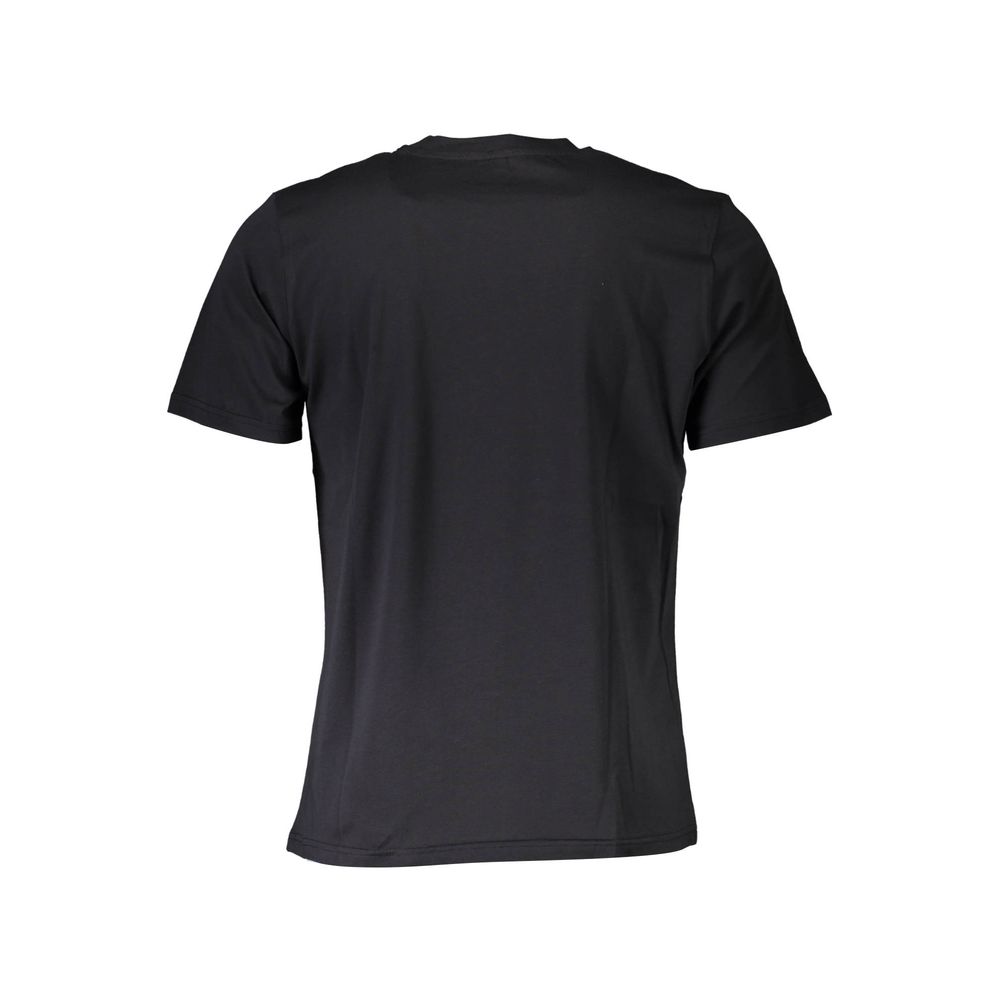 T-Shirt by North Sails for men in cotton polyester black showcases a chic silhouette, artfully detailed with a chic and for a chic finish.