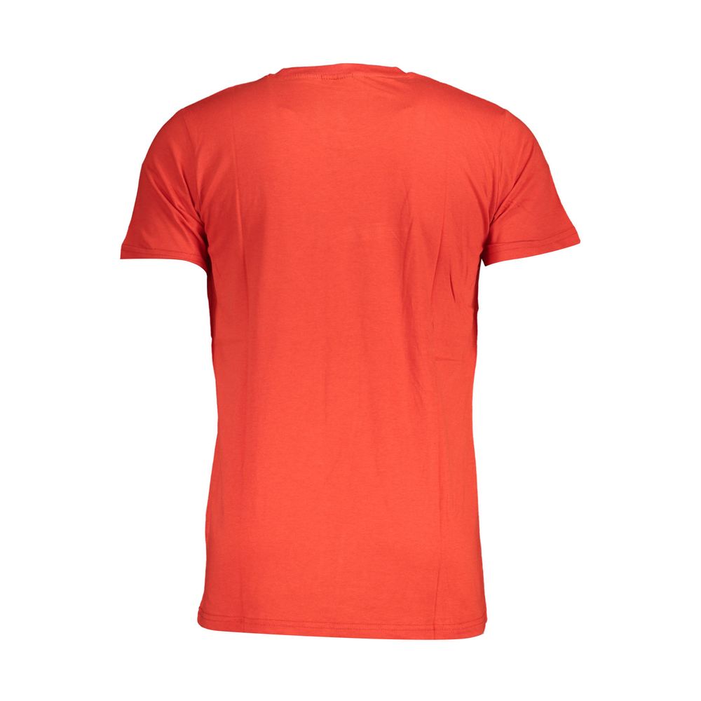 T-Shirt by Norway 1963 for men in cotton red showcases a dramatic silhouette, elegantly detailed with a dramatic and for a truly dramatic finish.
