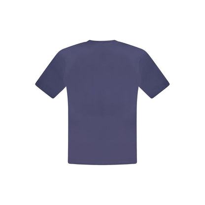 T-Shirt by North Sails for men in cotton canvas blue & print showcases a dramatic silhouette, elegantly detailed with a dramatic and for a truly dramatic finish.