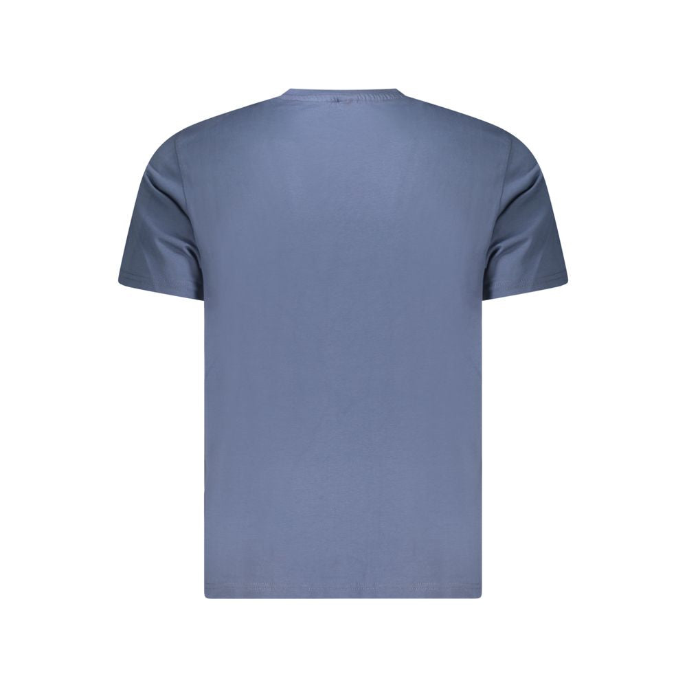 T-Shirt by North Sails for men in cotton blue & print showcases a unassuming silhouette, artfully detailed with a refined and unassuming for a sophisticated, contemporary look.
