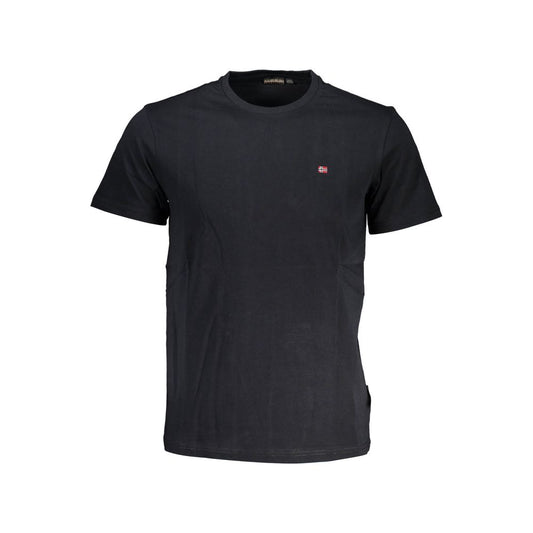 T-Shirt by Napapijri for men in cotton black features a plush silhouette, showcasing a sophisticated crew neckline and short-sleeve for a truly plush finish.