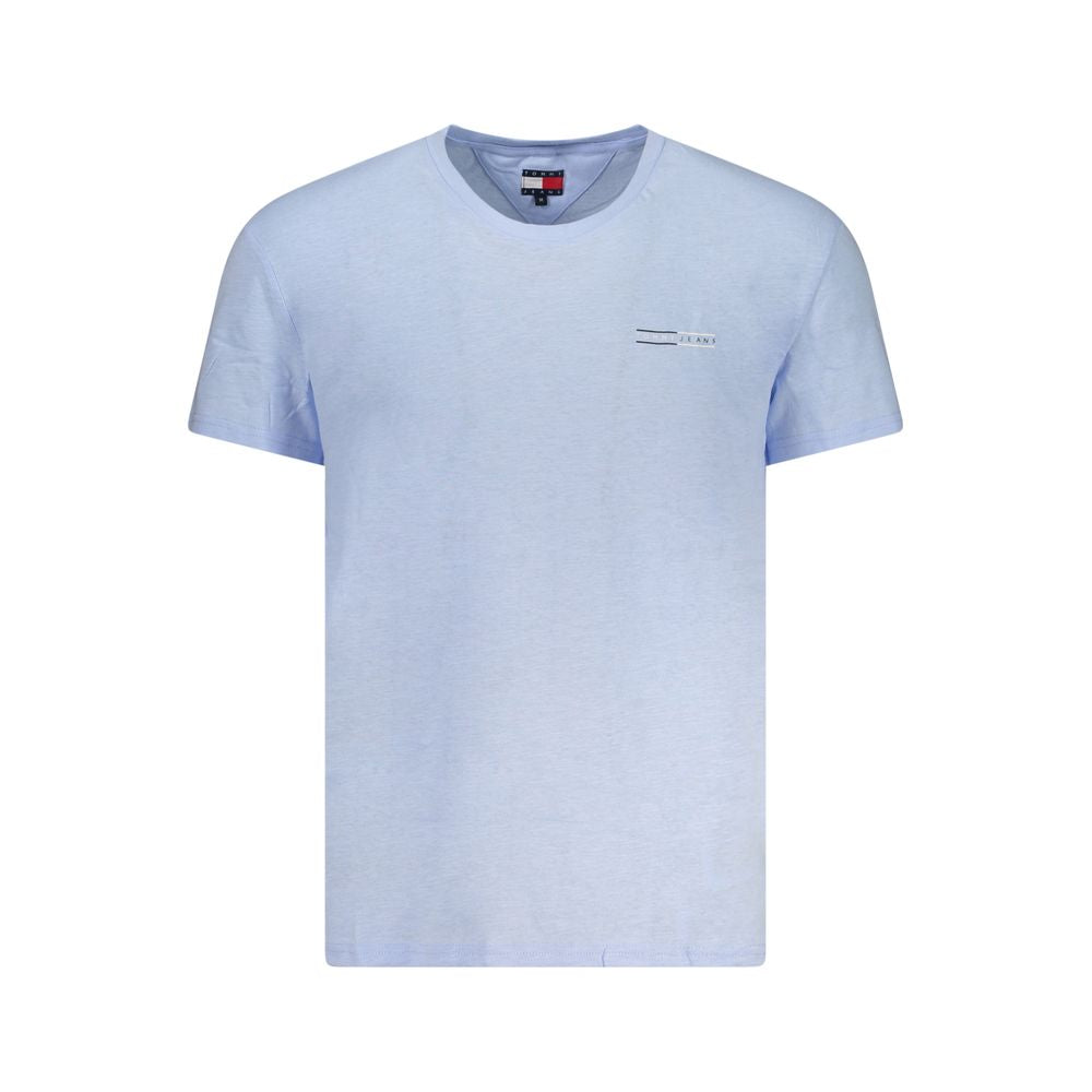 T-Shirt by Tommy Hilfiger for men in cotton blue & print features an on trend silhouette, perfectly showcasing a on trend short-sleeve and crew neckline for an elevated aesthetic.