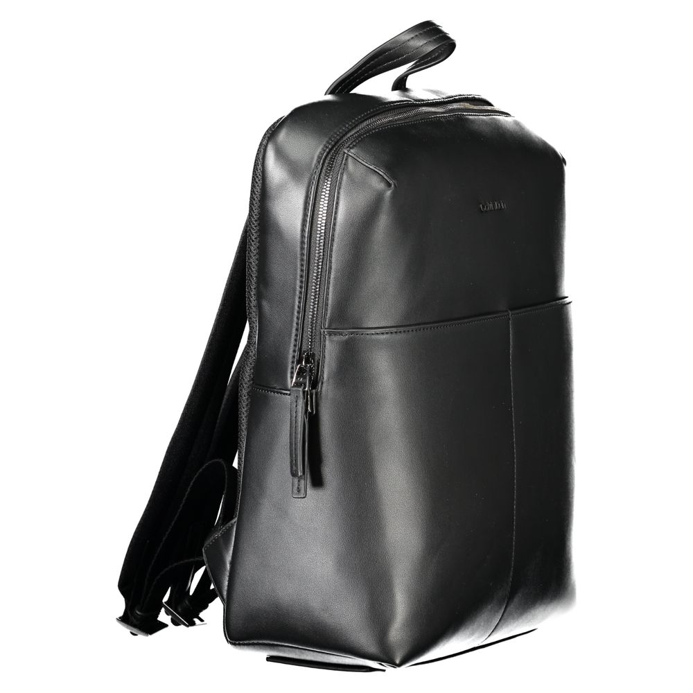 Backpack by Calvin Klein for men in polyethylene black features an stately silhouette from the Polyethylene Backpack range, with a secure zipper, ample external-pockets & internal-pockets, and versatile handle, backpack-strap & adjustable-strap.
