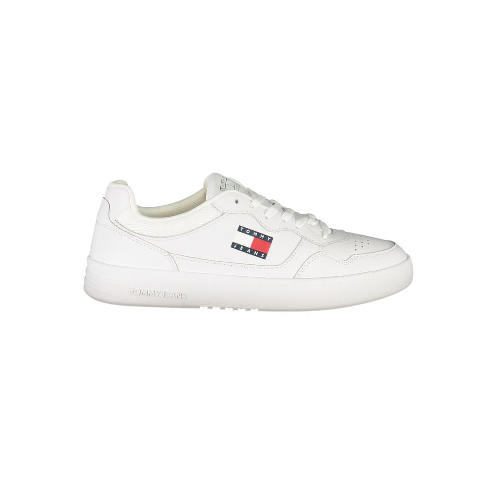 Sneakers by Tommy Hilfiger for men in polyester polyethylene leather white & signature features an sumptuous silhouette, showcasing the premium Men's Athletic Polyester Polyethylene Leather Sneakers in a sumptuous athletic style that offers a sumptuous finish for refined style.