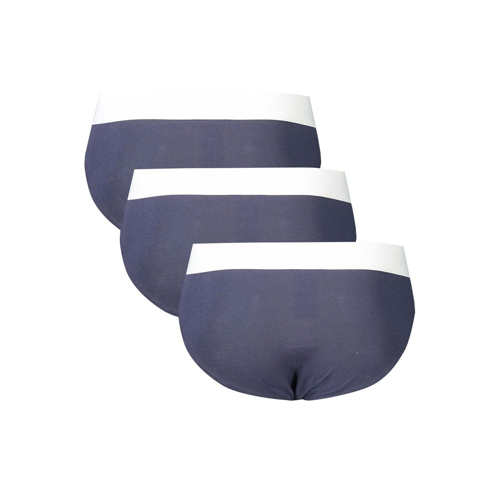 This Underwear Briefs by Bikkembergs for men in cotton blue & print offers a understated fit, showcasing the understated aesthetic of the Men's Cotton Underwear Briefs.