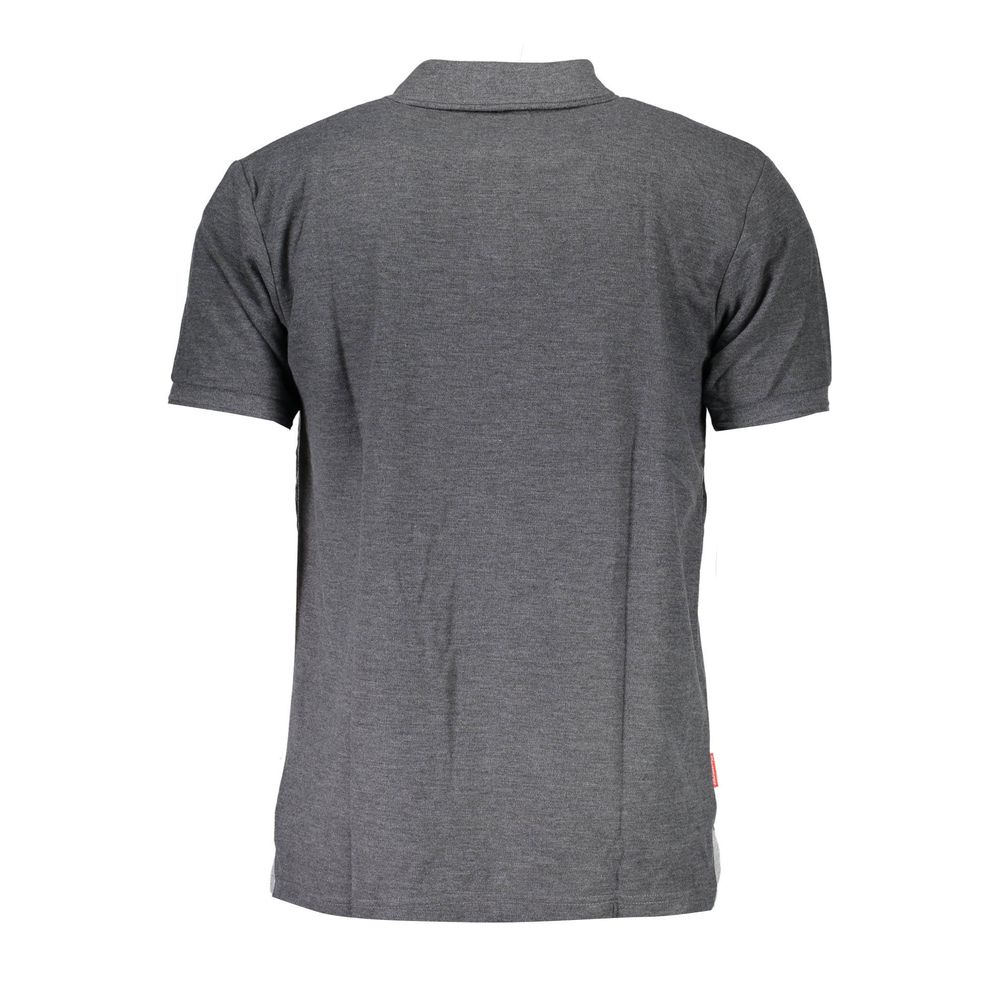 Polo Shirt by Slazenger for men in cotton gray showcases a enviable silhouette, featuring a refined and for a enviable finish.