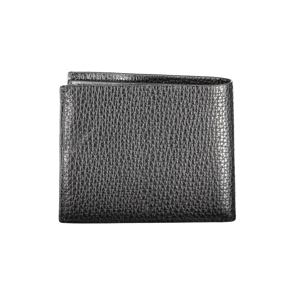 Cardholder Wallet by Calvin Klein for men in leather black presents a streamlined silhouette, showcasing the sophisticated design of the Leather Cardholder Wallet collection with functional card-organization rfid-protection.
