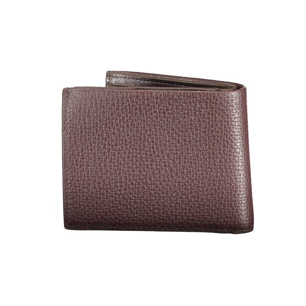 Cardholder Wallet by Calvin Klein for men in leather brown features a streamlined silhouette, showcasing the streamlined Leather Cardholder Wallet design with sophisticated card-organization coin-purse for a premium look.