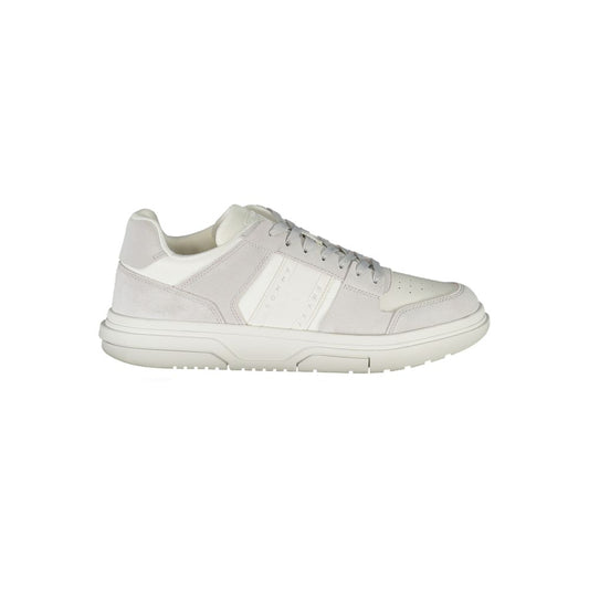 Sneakers by Tommy Hilfiger for men in polyester white presents a sumptuous silhouette, artfully capturing the essence of the Men's Fashion Polyester Sneakers with its sumptuous fashion style design.