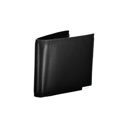 Wallet by Calvin Klein for men in leather black showcases a refined silhouette, artfully detailed with the signature style of the Leather Wallet and functional rfid-protection coin-purse.