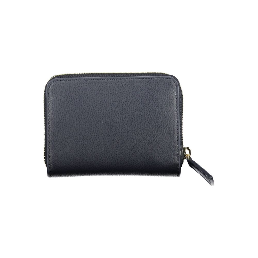 Wallet by Tommy Hilfiger for women in polyester blue showcases a refined silhouette, artfully capturing the essence of the refined Polyester Wallet design with functional coin-purse.