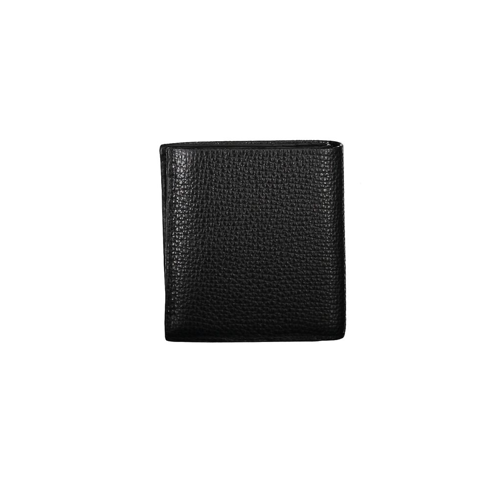 Wallet by Calvin Klein for men in leather black presents a refined silhouette, artfully capturing the essence of the Leather Wallet design with sophisticated rfid-protection coin-purse for a refined look.