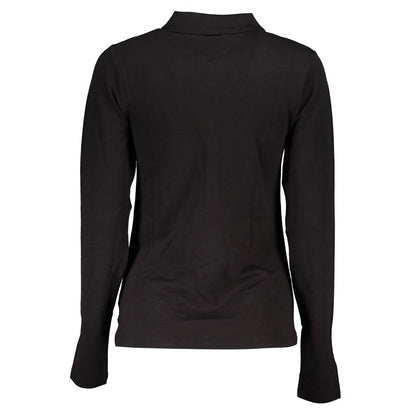 This Polo Shirt by Tommy Hilfiger for women in cotton black presents a flawless silhouette, showcasing flawless detailing and a refined for a truly flawless aesthetic.