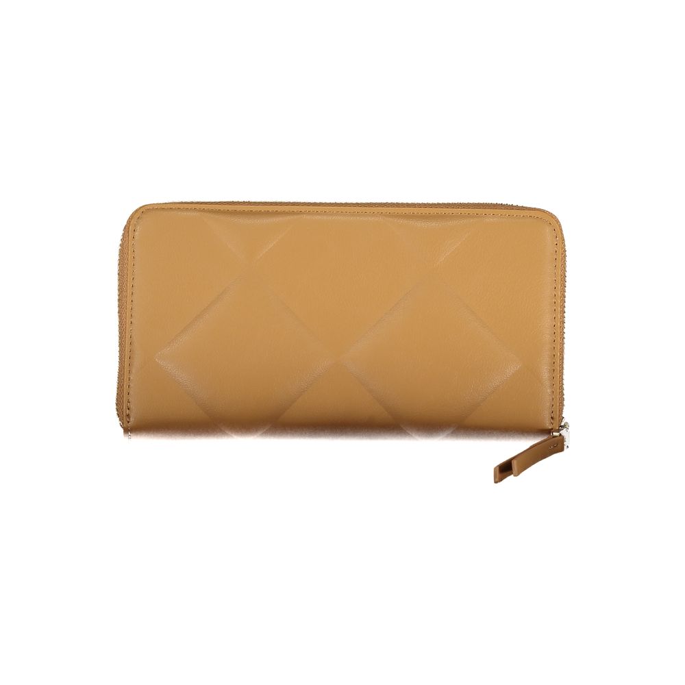 Cardholder Wallet by Calvin Klein for women in polyester brown features a streamlined silhouette, showcasing the streamlined Polyester Cardholder Wallet design with sophisticated card-organization rfid-protection coin-purse for a premium look.