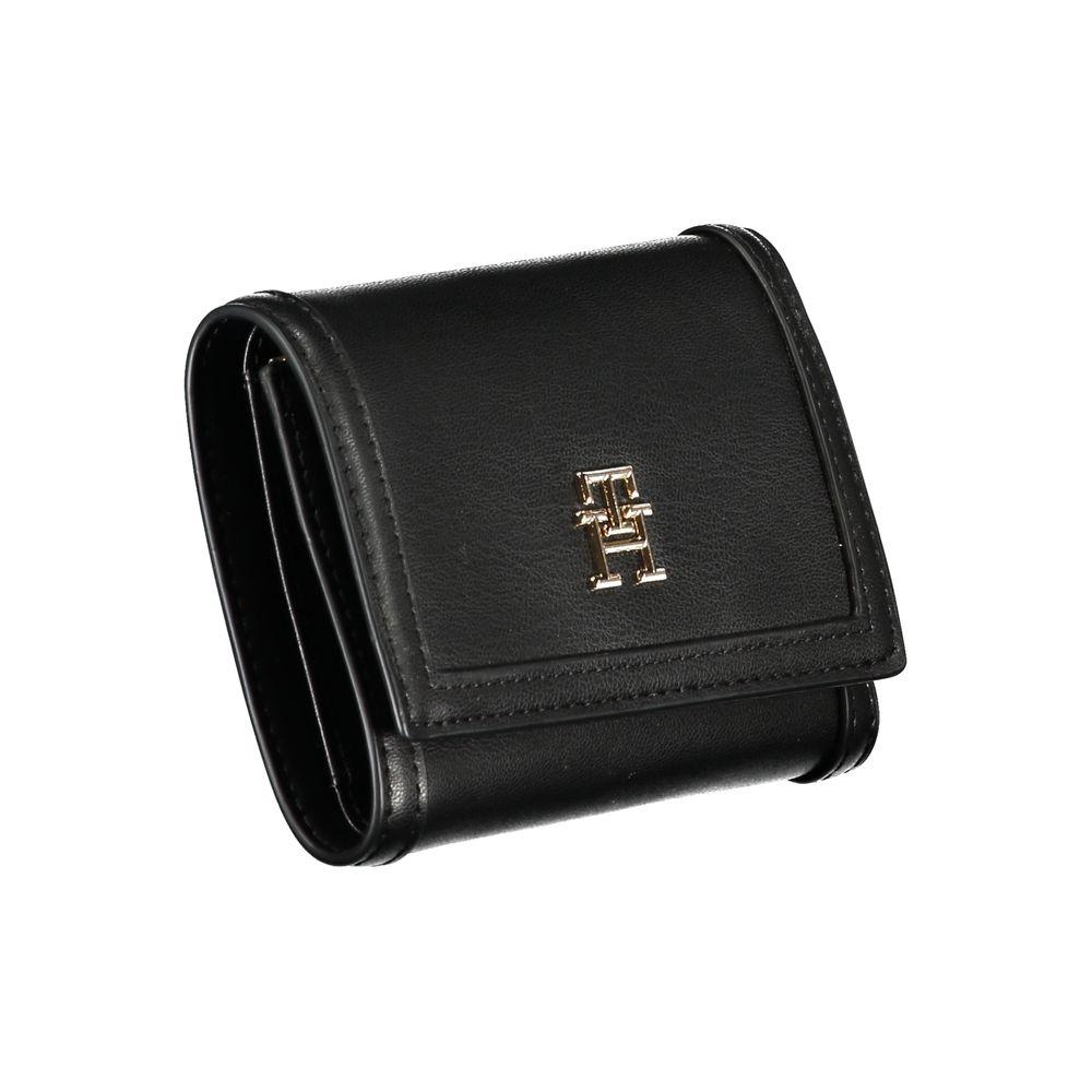 Wallet by Tommy Hilfiger for women in polyethylene black features a streamlined silhouette, showcasing the streamlined Polyethylene Wallet design with sophisticated coin-purse for a premium look.